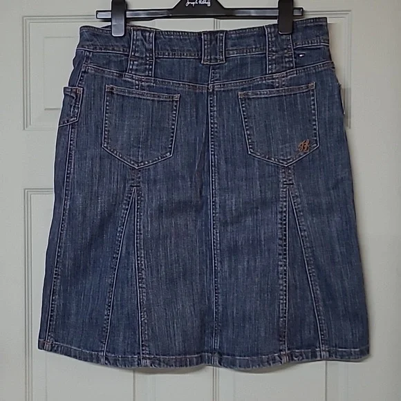 Vintage Tommy Hilfiger A-line jean 21" skirt 4 pockets medium wash size 10 - Picture 2 of 12